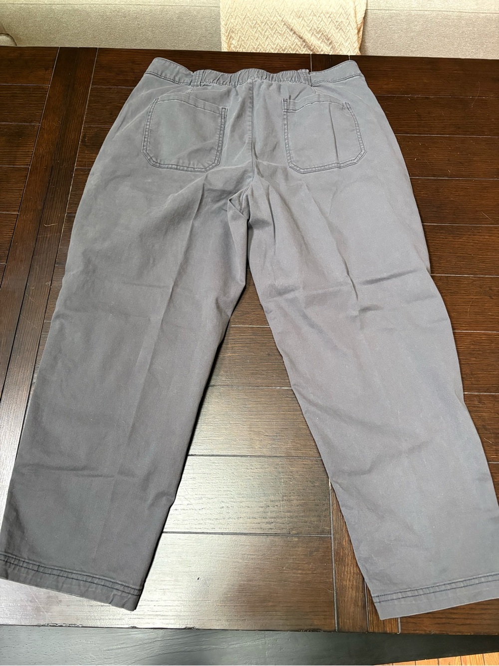 Old Navy Men's Gray Elastic-Waist Chinos